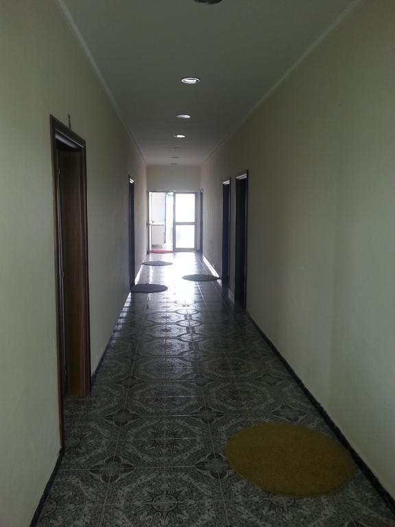 Hotel Ambasador Bahçallëk エクステリア 写真